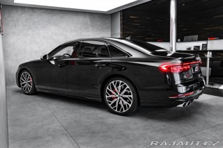 Audi S8 Exclusive masáže Pano HuD 2025