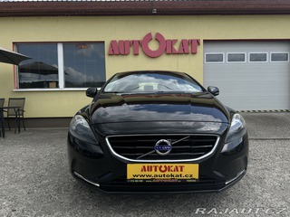 Volvo V40 2.0D 110kW/Automat/Výhřev 2013