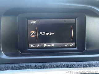 Volvo V40 2.0D 110kW/Automat/Výhřev 2013