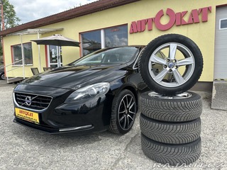 Volvo V40 2.0D 110kW/Automat/Výhřev 2013