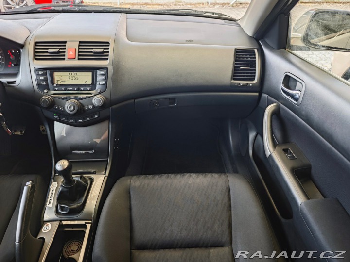 Honda Accord 2.0 i-VTEC Sport 114kW no 2004