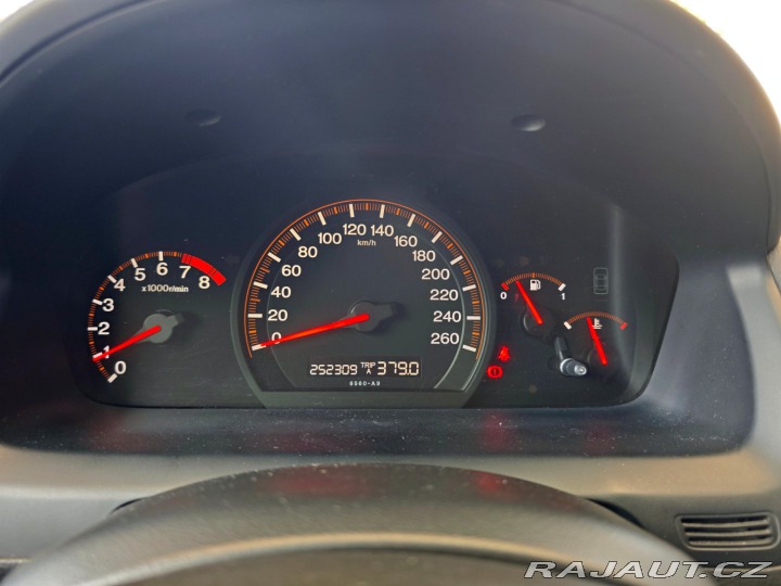 Honda Accord 2.0 i-VTEC Sport 114kW no 2004