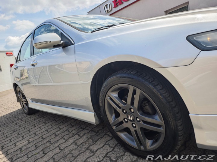Honda Accord 2.0 i-VTEC Sport 114kW no 2004