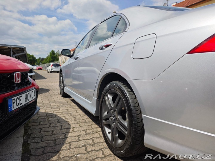 Honda Accord 2.0 i-VTEC Sport 114kW no 2004