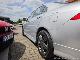 Honda Accord 2.0 i-VTEC Sport 114kW no 2004