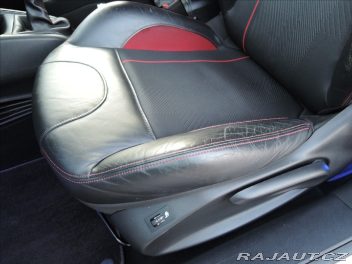 Peugeot 208 1,6 GTi 200PS Navi Kůže 2013