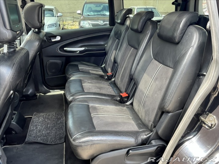 Ford Galaxy 2,0 TDCi 103kW 7míst Ghia 2007