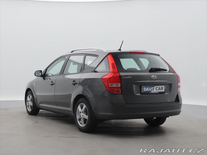 Kia Ceed 1,4 CVVT 77kW Klima CZ 2011
