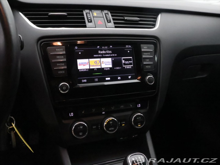 Škoda Octavia 1,6 TDI 81 kW JOY Aut.kli 2017