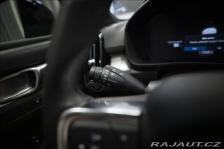 Volvo XC40 2,0 B4 NAVI KAMERA VÝHŘEV 2022
