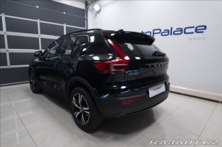 Volvo XC40 2,0 B4 NAVI KAMERA VÝHŘEV 2022