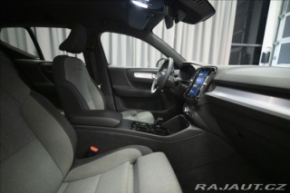 Volvo XC40 2,0 B4 NAVI KAMERA VÝHŘEV 2022