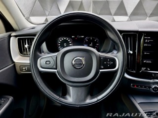 Volvo XC60 B4 AWD MOMENTUM, KAMERA, 2021