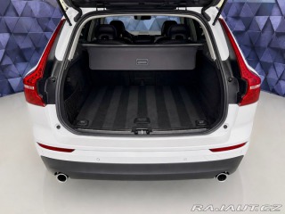 Volvo XC60 B4 AWD MOMENTUM, KAMERA, 2021