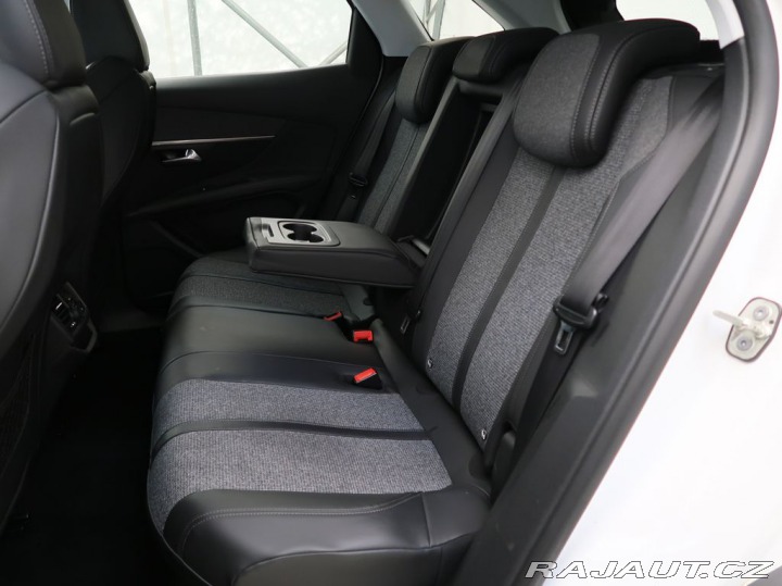Peugeot 3008 1.2PureTech,96kW,CROSSWAY 2017