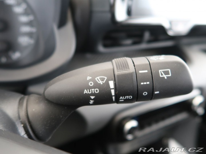 Toyota Yaris 1.5,HEV,116kW,Comfort 2024