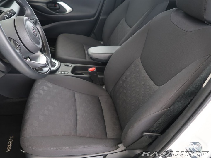 Toyota Yaris 1.5,HEV,116kW,Comfort 2024