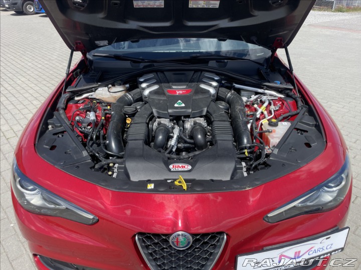 Alfa Romeo Giulia 2,9 QUADRIFOGLIO 375kw 2017