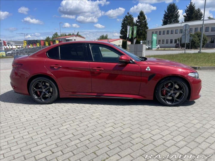 Alfa Romeo Giulia 2,9 QUADRIFOGLIO 375kw 2017