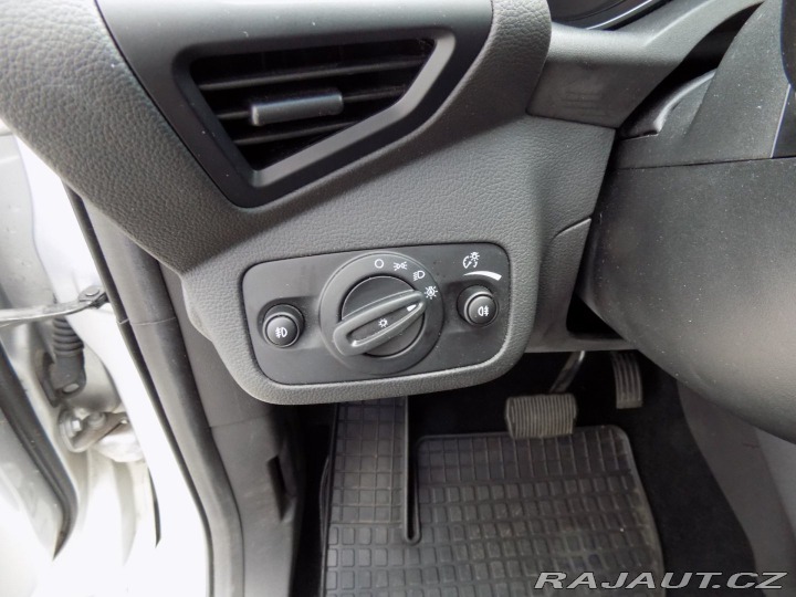 Ford Kuga 2.0TDCi/Individual/AWD/AT 2016