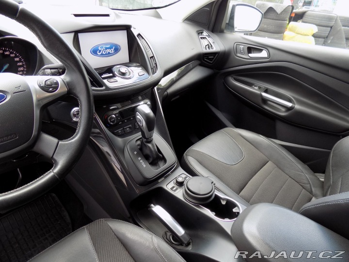 Ford Kuga 2.0TDCi/Individual/AWD/AT 2016