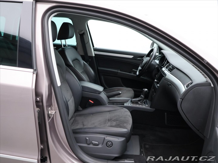 Škoda Superb 2,0 TDI 103kW DSG Eleganc 2014