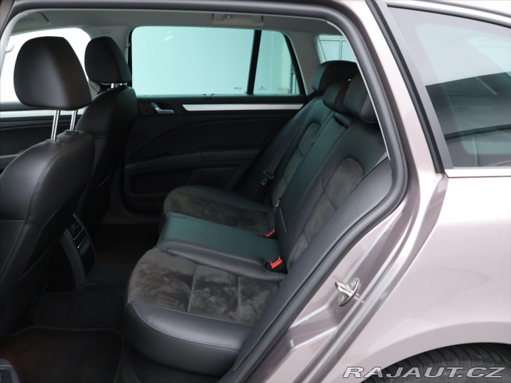 Škoda Superb 2,0 TDI 103kW DSG Eleganc 2014