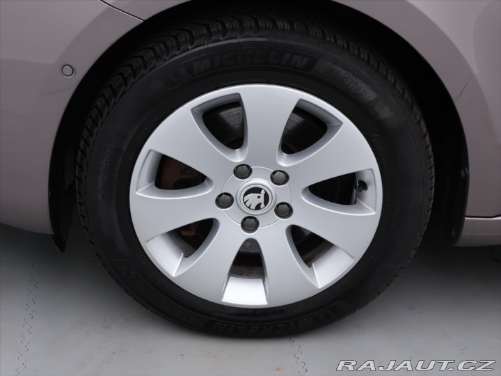 Škoda Superb 2,0 TDI 103kW DSG Eleganc 2014