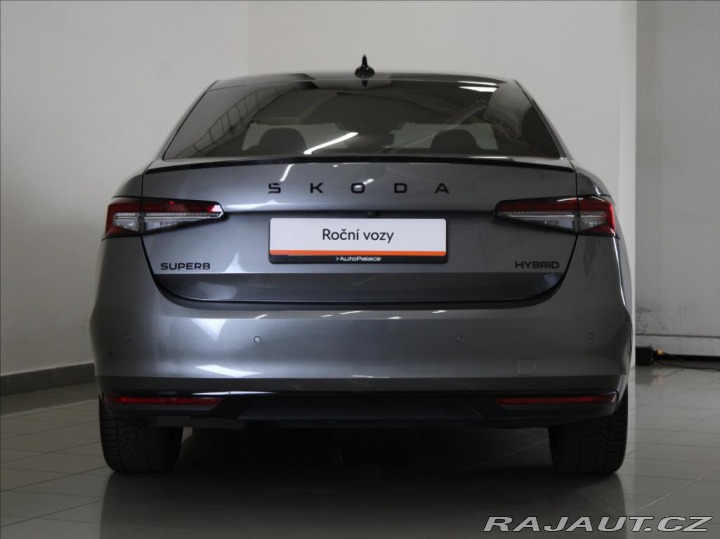 Škoda Superb 1,5 TSI m-HEV Sportline 5 2025