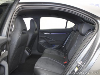 Škoda Superb 1,5 TSI m-HEV Sportline 5 2025