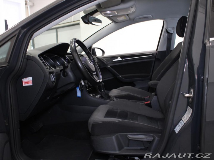 Volkswagen Golf 2,0 TDi 110kW DSG Highlin 2017