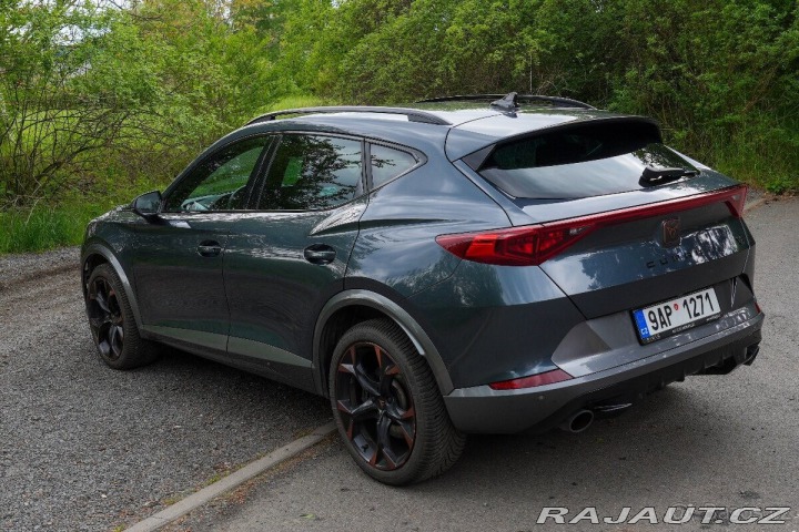Cupra Formentor 2,0 VZ TSI 180 kW AT v 1800