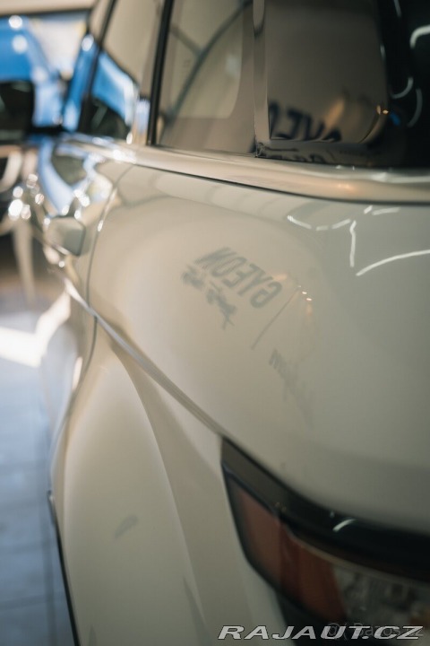Land Rover Range Rover Evoque 2,2 SD4 diesel 140 kW, 2012