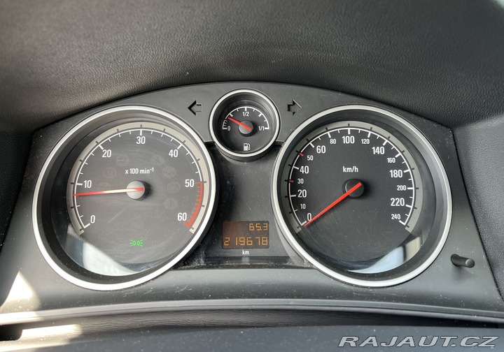 Opel Astra 1.9 CDTi, nová STK 2007