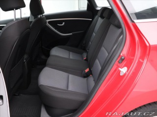 Hyundai i30 1,6 GDI 99kW Trikolor Sty 2015