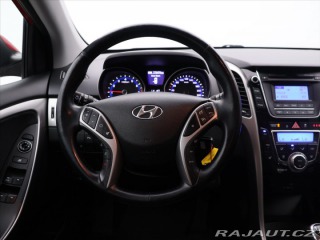 Hyundai i30 1,6 GDI 99kW Trikolor Sty 2015