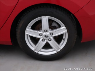 Hyundai i30 1,6 GDI 99kW Trikolor Sty 2015