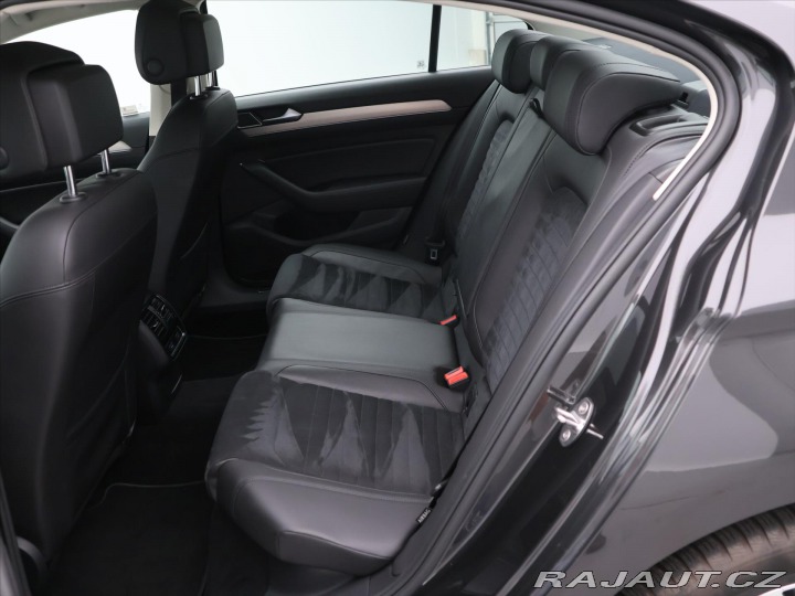 Volkswagen Passat 2.0 TDI 110kW Highline CZ 2019