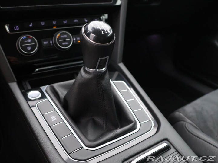 Volkswagen Passat 2.0 TDI 110kW Highline CZ 2019
