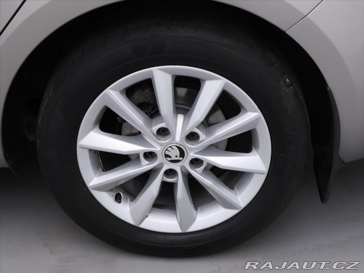 Škoda Octavia 1,6 TDI Ambition Klima CZ 2014