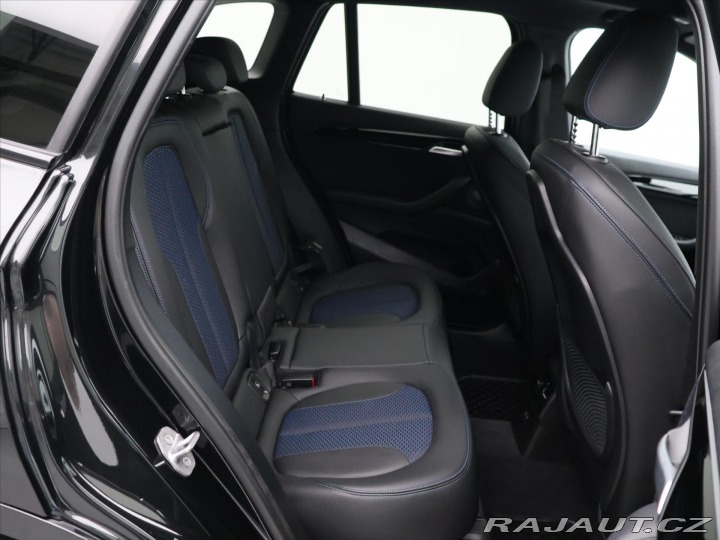 BMW X1 2,0 xDrive25d 170kW Advan 2022