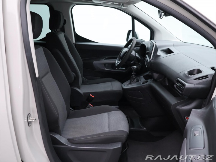 Toyota ProAce 1,5 D-4D 96kW Shuttle DPH 2021