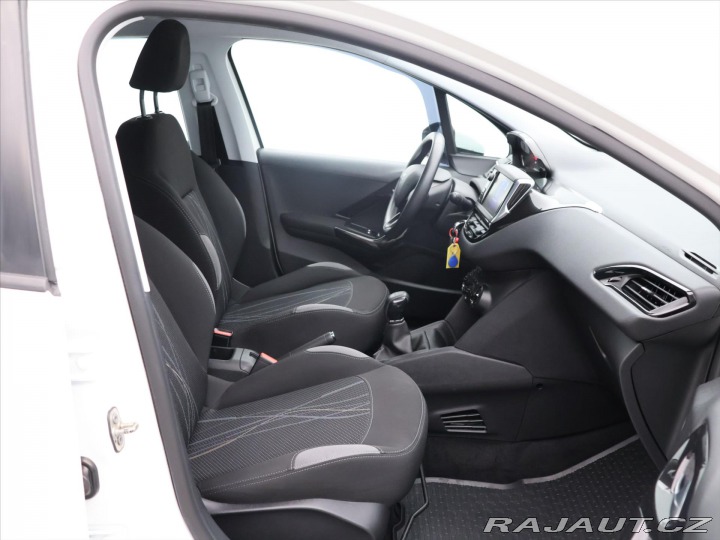 Peugeot 208 1,0 i 50kW Klimatizace 2014