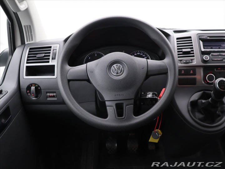 Volkswagen Multivan 2,0 TDI 84kW Klima 1.Maj 2013