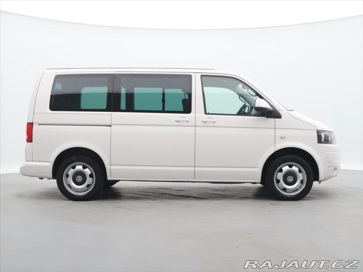 Volkswagen Multivan 2,0 TDI 1.Maj Tempomat Kl 2013