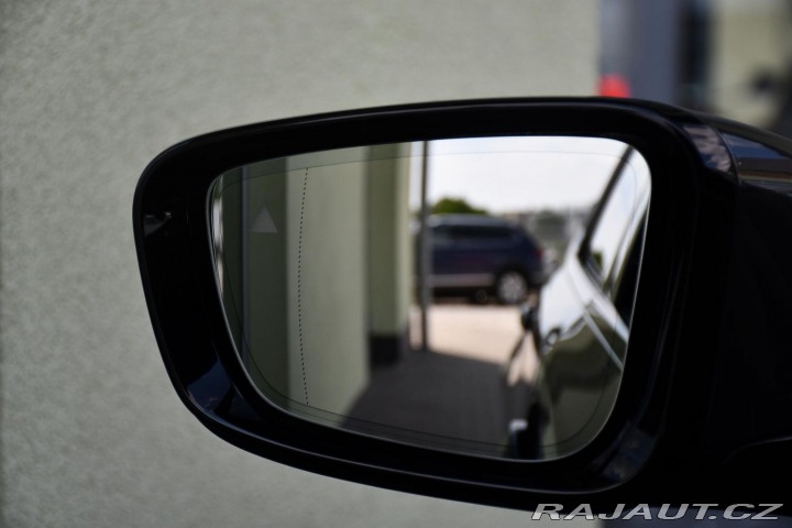 BMW 3 320d xDrive MSPORT ČR 3LZ 2024