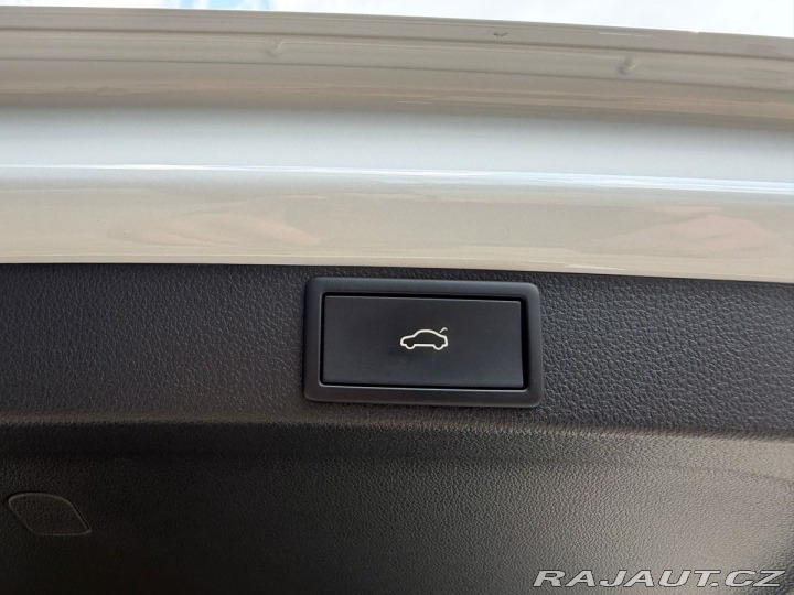 Škoda Octavia Scout 2,0TDI 110kW Tažné 2023