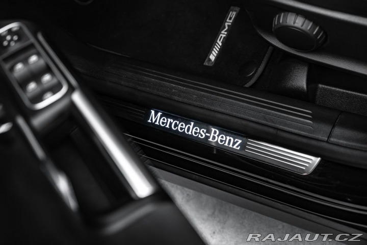 Mercedes-Benz GLA 200d AMG 4MATIC 2022