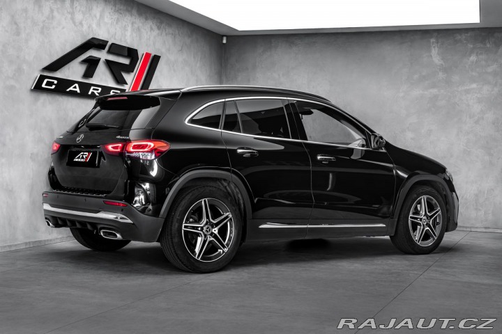 Mercedes-Benz GLA 200d AMG 4MATIC 2022