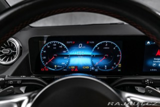 Mercedes-Benz GLA 200 AMG 4MATIC 2022